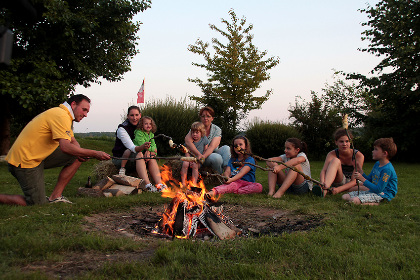 Stockbrot am Lagerfeuer